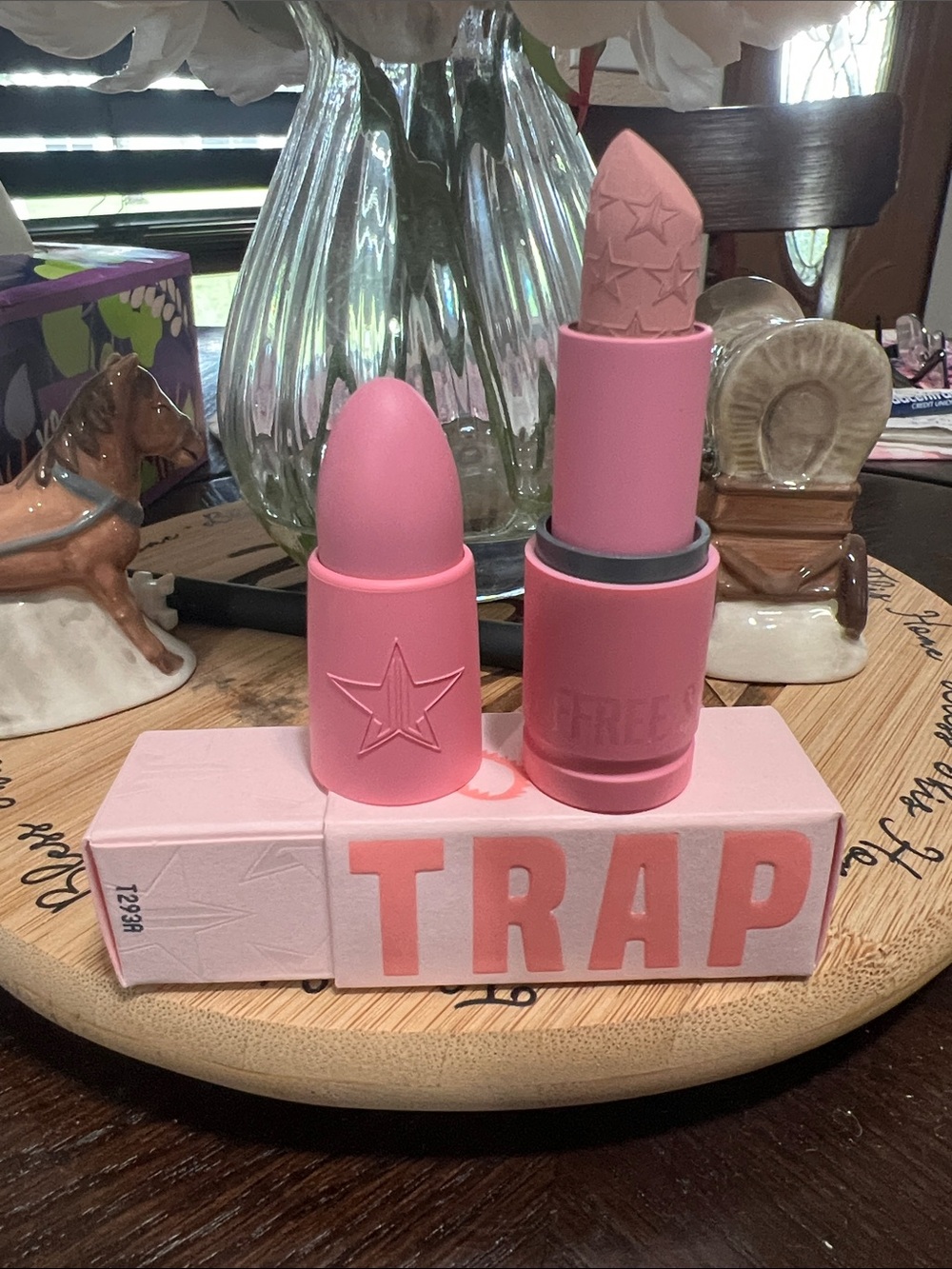 New JEFREE STAR FUNERAL PARLOR  lipstick